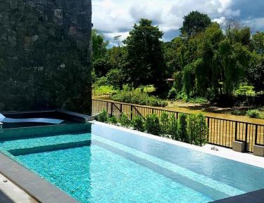 Suite with Private Pool
