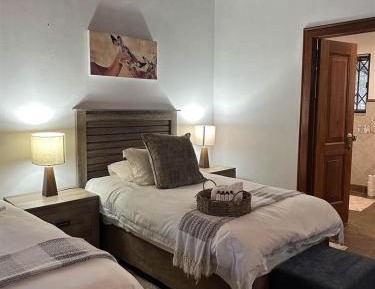 Deluxe Double or Twin Room with Pool View