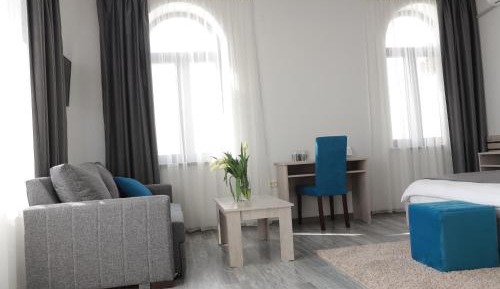 One-Bedroom Suite