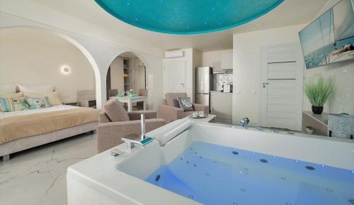 Superior Apartment with Kitchenette and Jacuzzi
