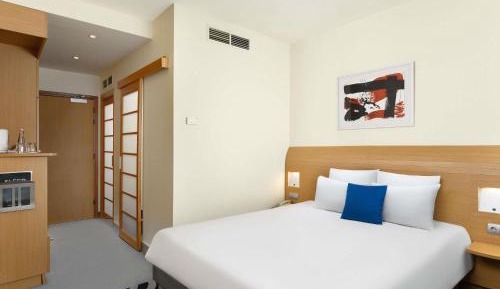 Superior Family  Double Room with Sofa Bed 