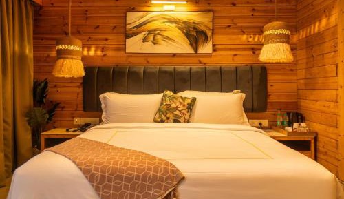 Double Room with Pool View