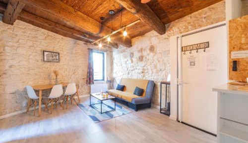 One-Bedroom Apartment - Non-Smoking
