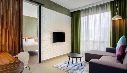 Superior Queen Suite