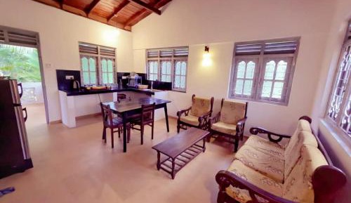 Queen Room with Garden View