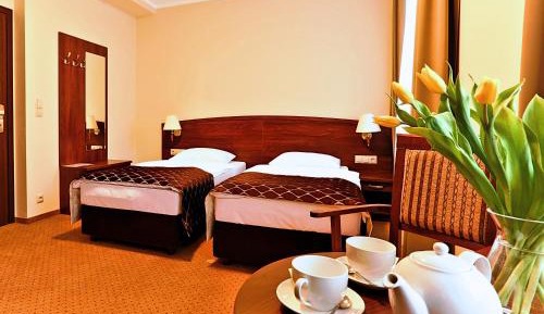 Large Twin Room