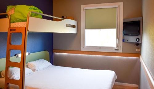 Double Room with Bunk Bed