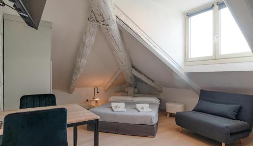 Studio Apartment