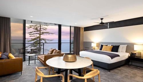 Junior King Suite