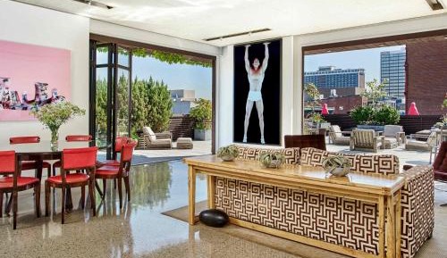 Rooftop Apartment