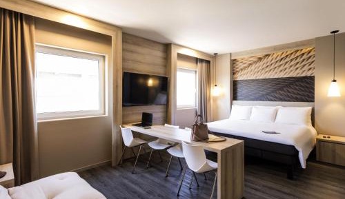 Suite with One Double Bed and Sofa Bed