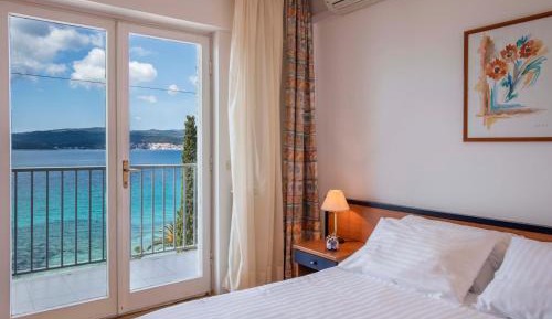 Comfort Double Room with Balcony and Sea View