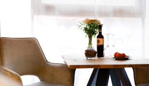 One-Bedroom Standard Apartment