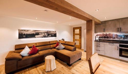 Three-Bedroom Superior Apartment