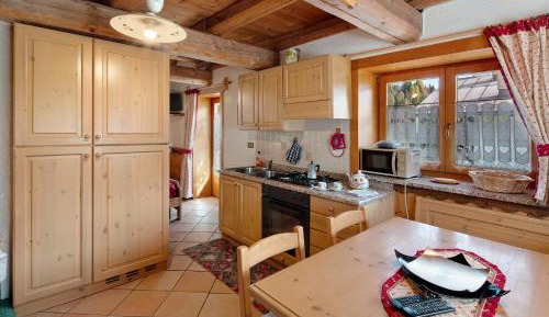 Superior One-Bedroom Apartment with Balcony