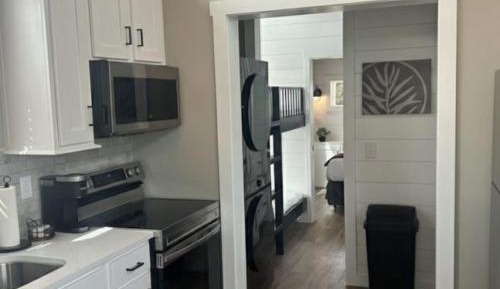 One-Bedroom Bungalow