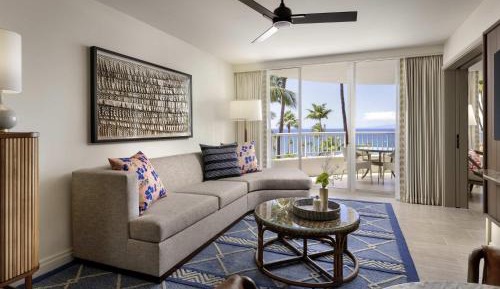 Deluxe King Suite with Sofa Bed and Ocean View