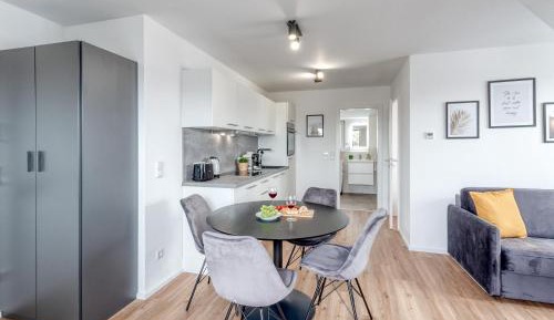 One-Bedroom Apartment with Balcony