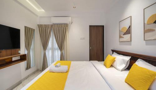 Deluxe Double Room with Balcony