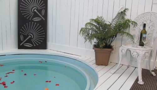 Studio with Mineral Spa Pool