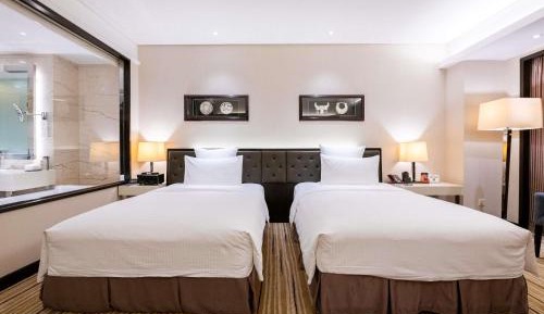 Executive Deluxe Twin 