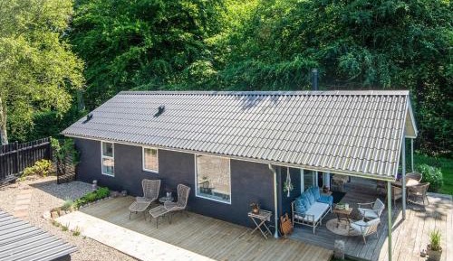Two-Bedroom Holiday Home