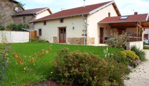 Holiday Home (9 Adults)