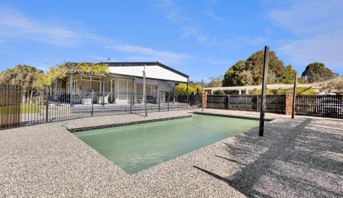 Four-Bedroom Vacation Home