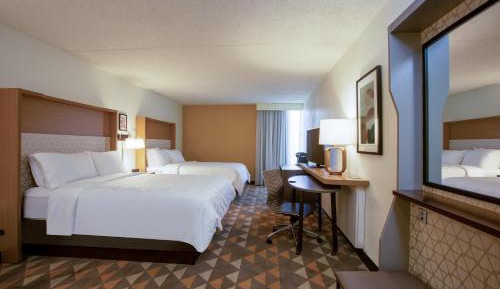 Queen Room with Two Queen Beds - Hearing Accessible/Non-Smoking