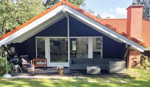 Three-Bedroom Vacation Home 