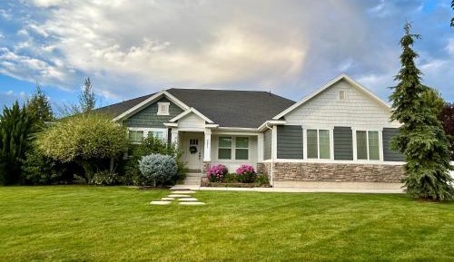 Six-Bedroom House
