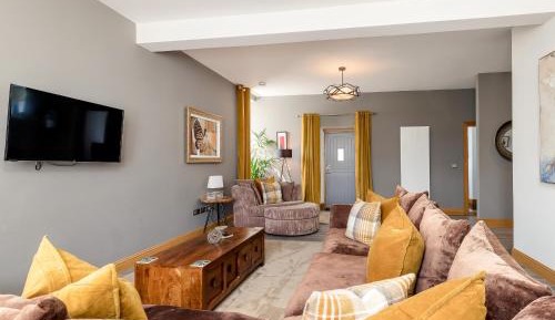 Four-Bedroom Vacation Home