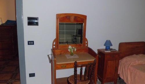 Quadruple Room with Private Bathroom