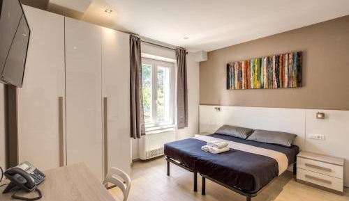 Double or Twin Room with Private Bathroom