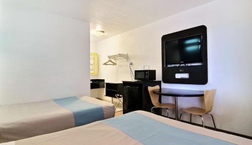 Deluxe Quadruple Room - Smoking