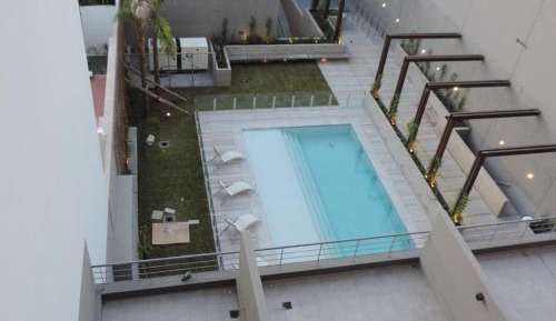 Deluxe Apartment