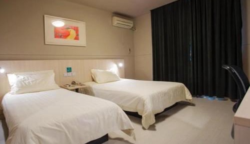 Standard Twin Room A