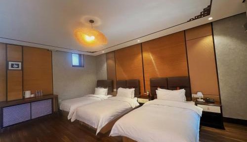 Comfort Triple Room