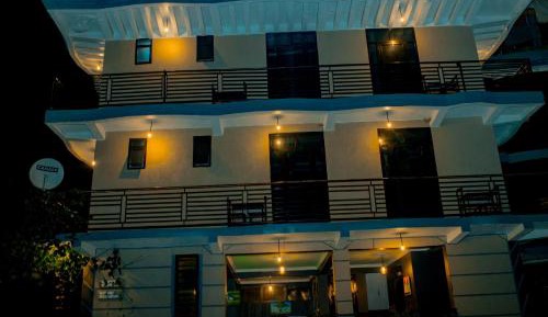 Apartment with City View