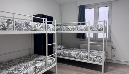 One-Bedroom Apartment - Non-Smoking