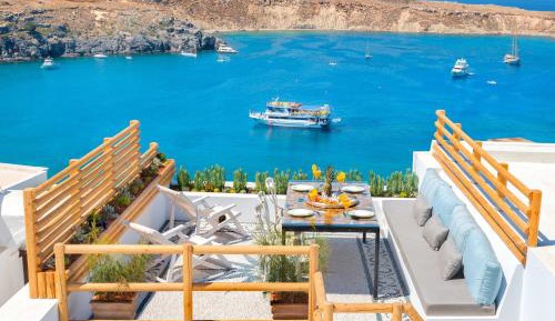 Two-Bedroom Villa with Sea View and Outdoor Hot Tub