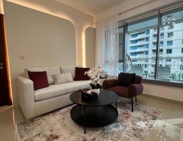 One-Bedroom Apartment with Pool View