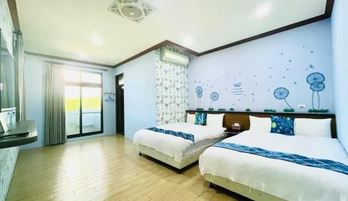 Deluxe Quadruple Room