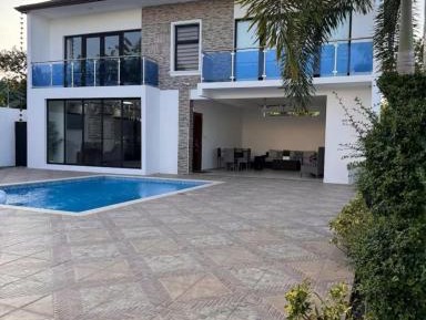 One-Bedroom Villa