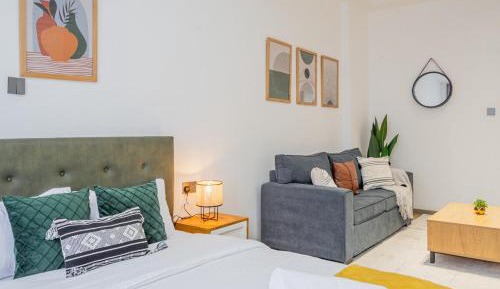One-Bedroom Apartment