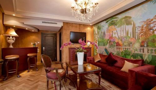 Prestige Suite