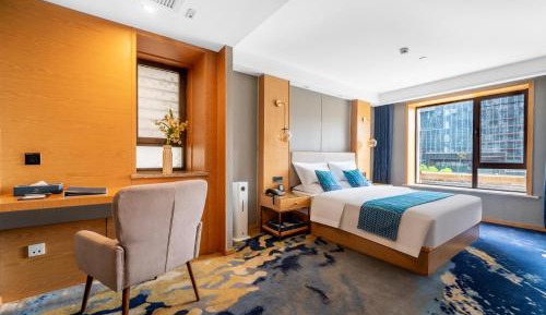 Suite with City View