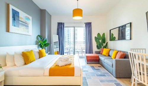 Studio Apartment with King Bed