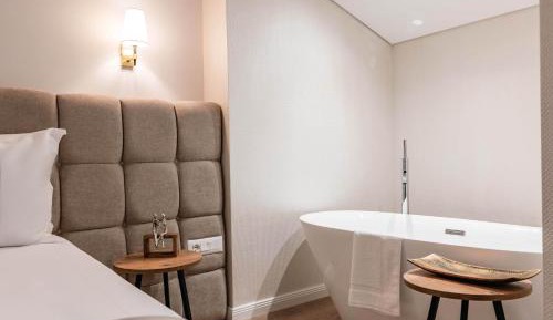 Deluxe Double Room with Hot Tub