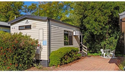 Standard Studio Cabin - Pet Friendly